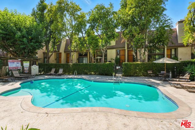 9000 Vanalden Avenue 197, Northridge, CA 91324