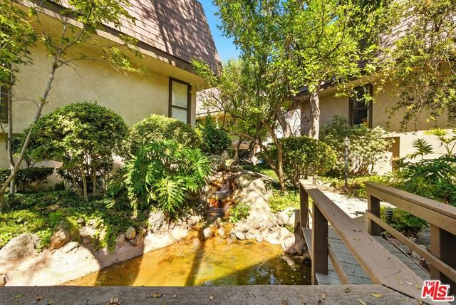 9000 Vanalden Avenue 197, Northridge, CA 91324