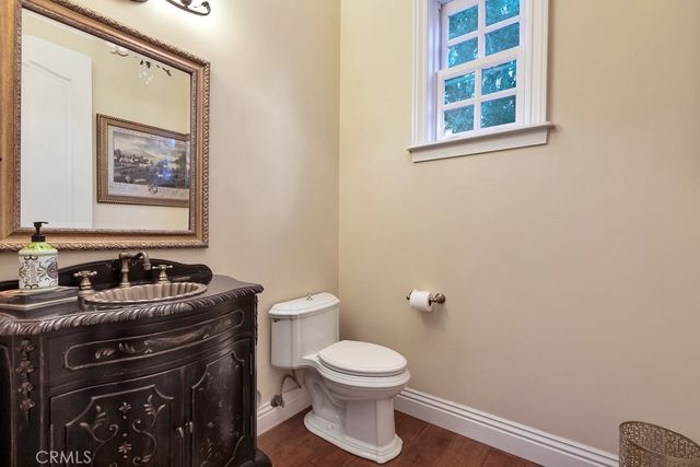 10955 Winnetka Avenue, Chatsworth, CA 91311