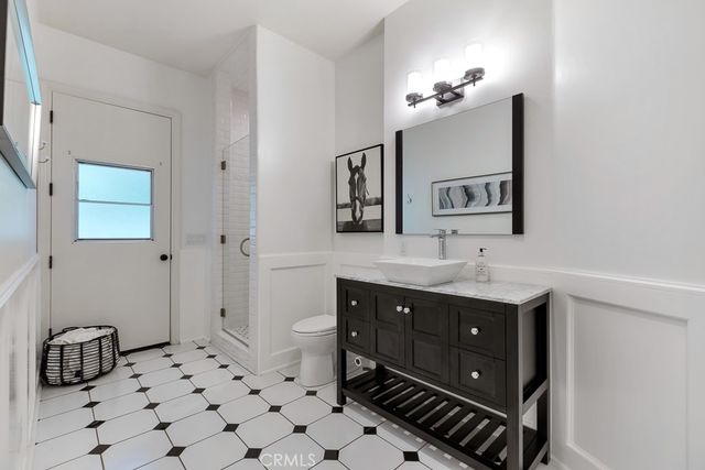 10955 Winnetka Avenue, Chatsworth, CA 91311