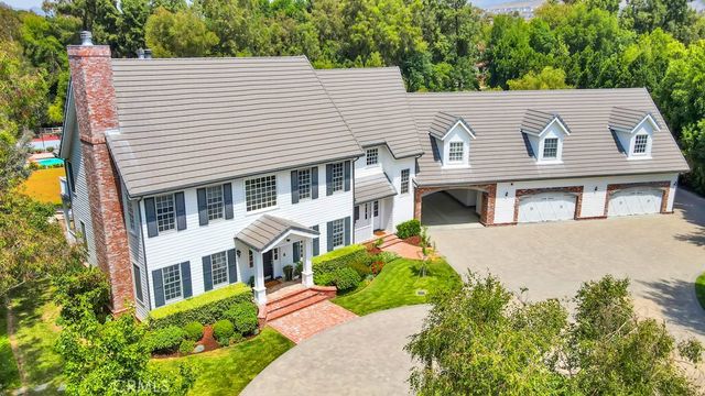 10955 Winnetka Avenue, Chatsworth, CA 91311