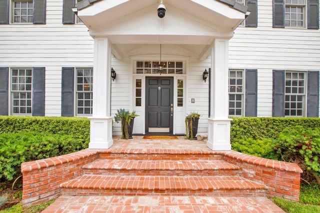 10955 Winnetka Avenue, Chatsworth, CA 91311