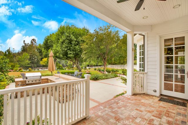 10955 Winnetka Avenue, Chatsworth, CA 91311