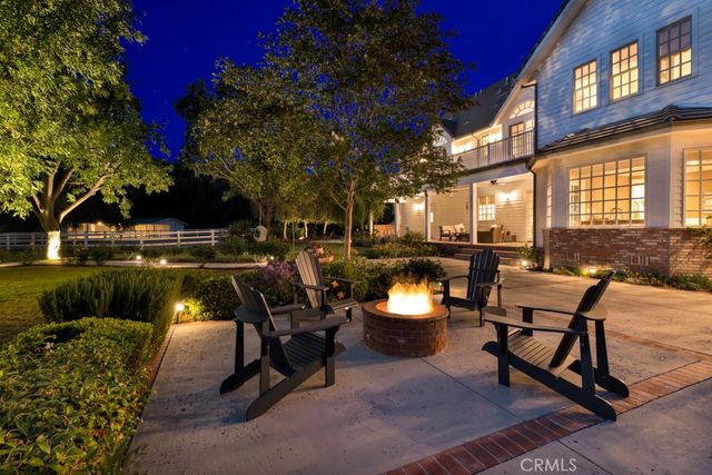 10955 Winnetka Avenue, Chatsworth, CA 91311