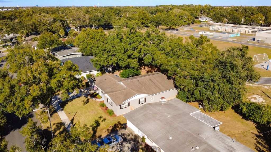 Image 44 of property listing at 3601 NEPTUNE DRIVE, Orlando, FL 32804