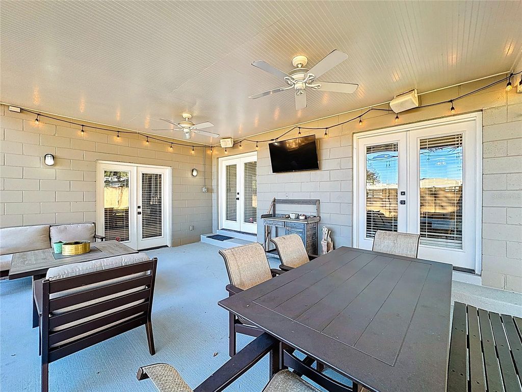 Image 53 of property listing at 3601 NEPTUNE DRIVE, Orlando, FL 32804