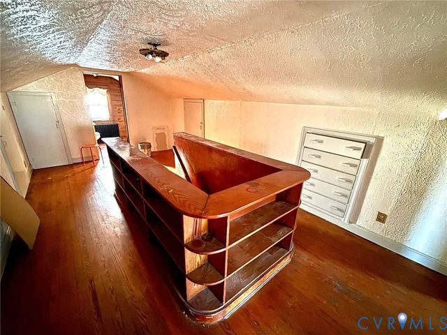 1008 E Belt Blvd, Richmond, VA 23224