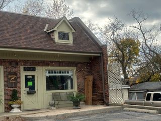 429 W Main Street 429, Barrington, IL 60010