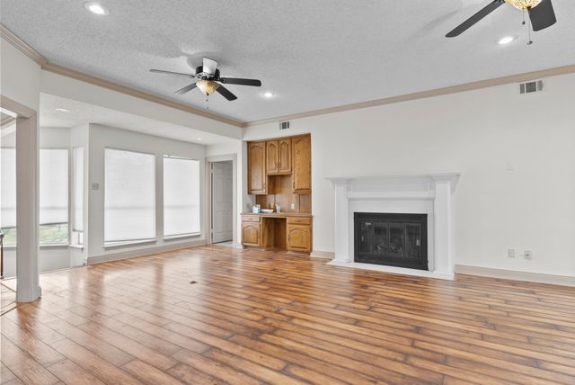 3700 Lake Vista Circle, Tyler, TX 75707