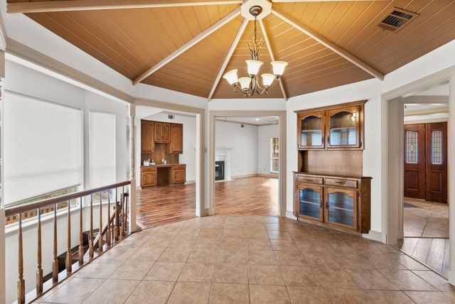 3700 Lake Vista Circle, Tyler, TX 75707