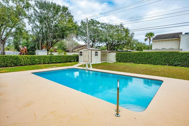 1930 SYLVESTER COURT, Lakeland, FL 33803