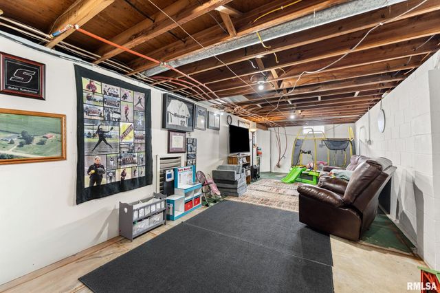 43 280TH Street, Alexis, IL 61412