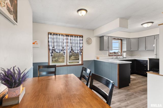 43 280TH Street, Alexis, IL 61412