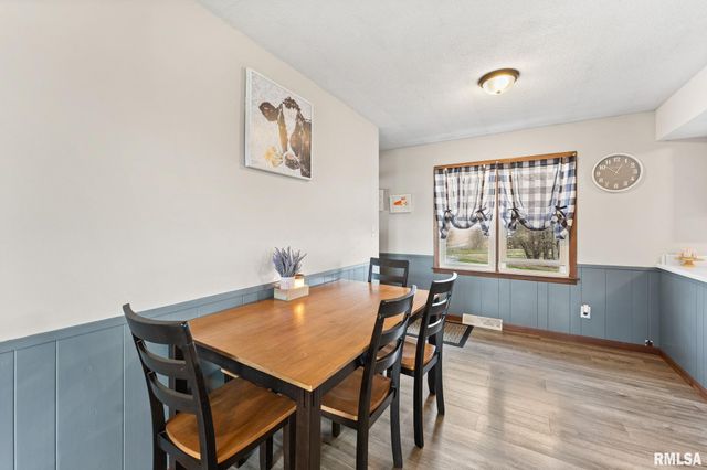 43 280TH Street, Alexis, IL 61412