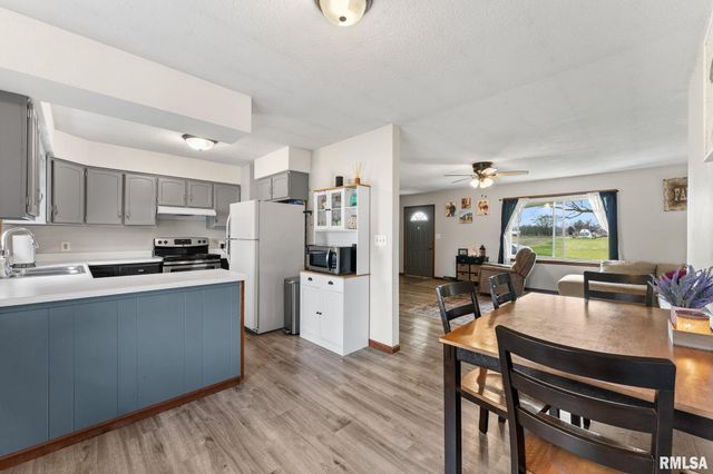 43 280TH Street, Alexis, IL 61412