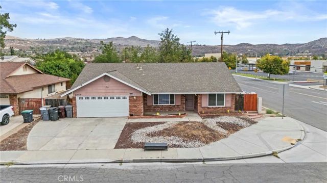 41763 Lomas, Hemet, CA 92544