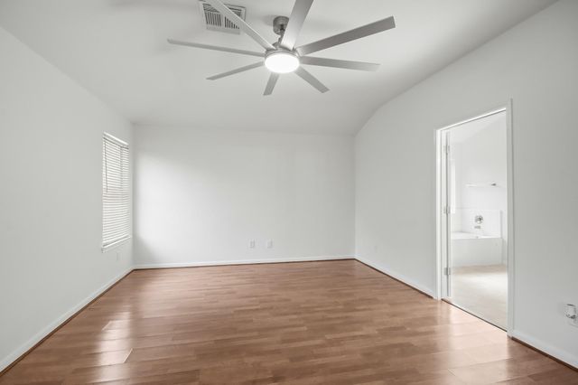 9410 Lakeway View Lane, Humble, TX 77396