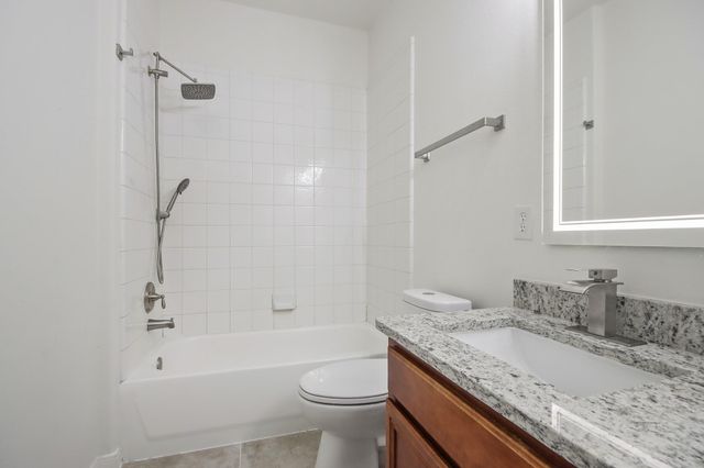 9410 Lakeway View Lane, Humble, TX 77396