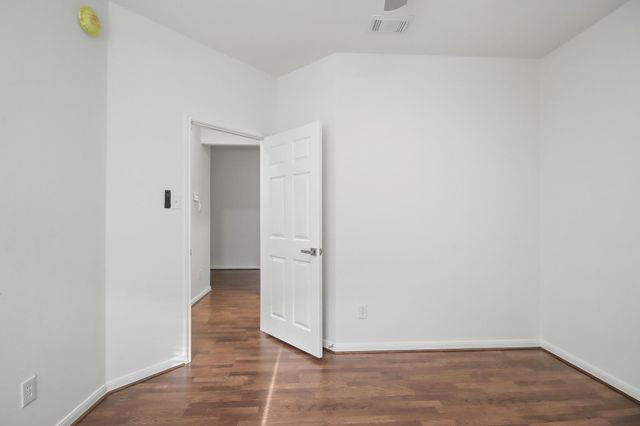 9410 Lakeway View Lane, Humble, TX 77396