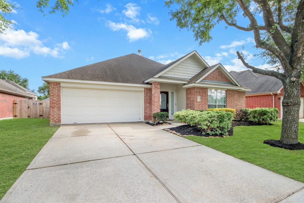 9410 Lakeway View Lane, Humble, TX 77396