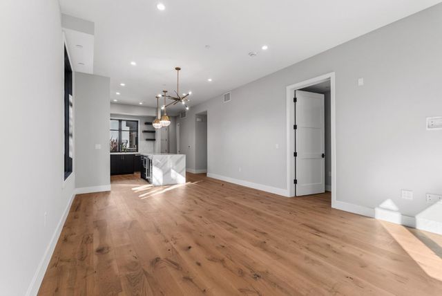 225 Hope Street, Mountain View, CA 94041