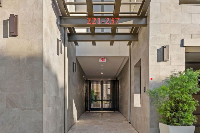 225 Hope Street, Mountain View, CA 94041