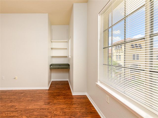 112 BEACH HAVEN LANE 112, Tampa, FL 33609