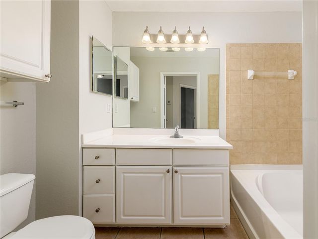 112 BEACH HAVEN LANE 112, Tampa, FL 33609