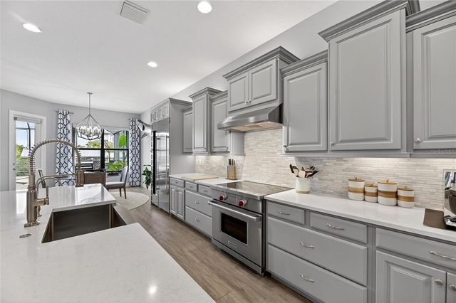 523 TREVISO DRIVE, Apollo Beach, FL 33572