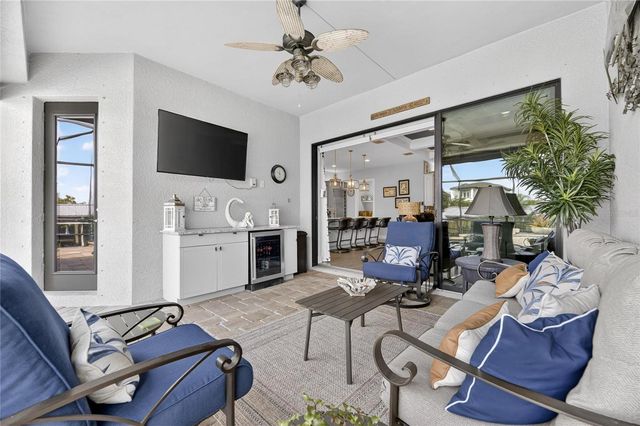 523 TREVISO DRIVE, Apollo Beach, FL 33572