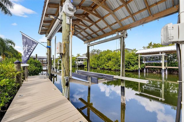 523 TREVISO DRIVE, Apollo Beach, FL 33572