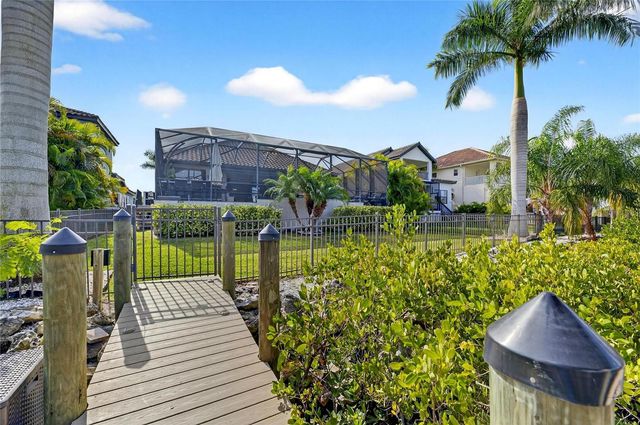 523 TREVISO DRIVE, Apollo Beach, FL 33572