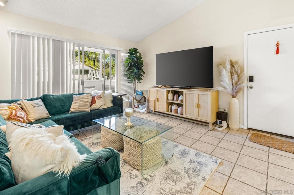 400 N Myers 36, Oceanside, CA 92054 — photo 4