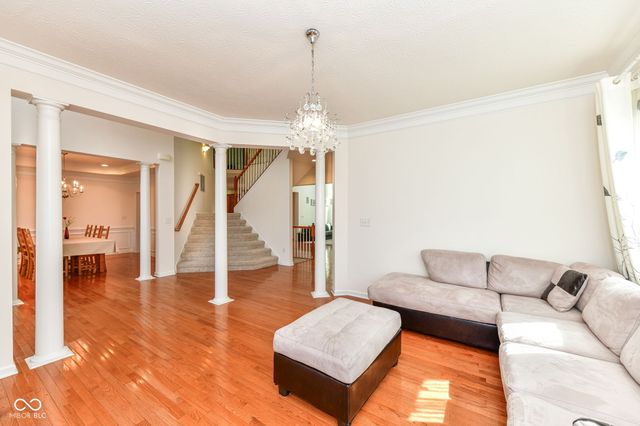 11391 Zanardi Court, Zionsville, IN 46077