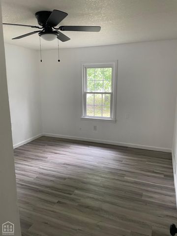 5304 Southwest Drive, Jonesboro, AR 72404