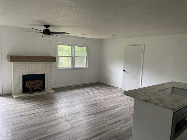 5304 Southwest Drive, Jonesboro, AR 72404