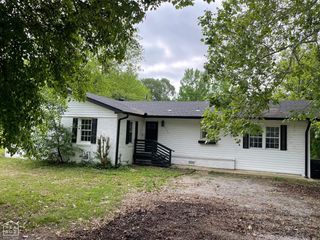 5304 Southwest Drive, Jonesboro, AR 72404