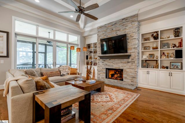 118 Fernbank Court, Simpsonville, SC 29681