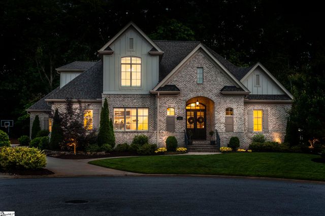 118 Fernbank Court, Simpsonville, SC 29681