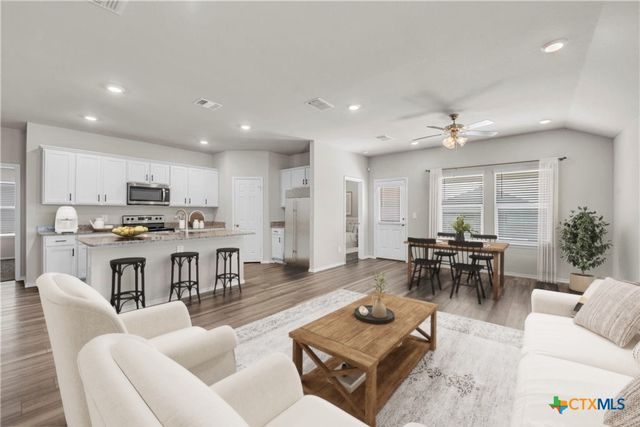 2358 Aylesbury Drive, Copperas Cove, TX 76522