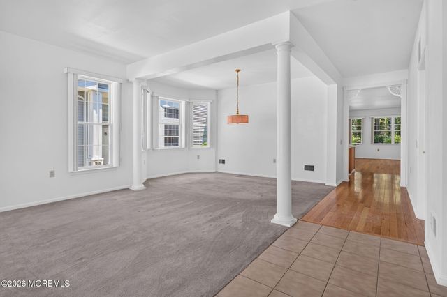 20 Valley Stream Place, Barnegat, NJ 08005