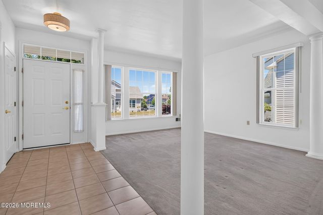 20 Valley Stream Place, Barnegat, NJ 08005