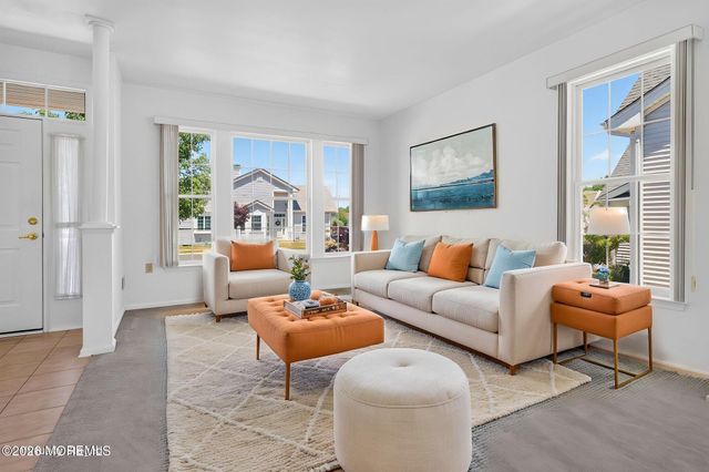 20 Valley Stream Place, Barnegat, NJ 08005