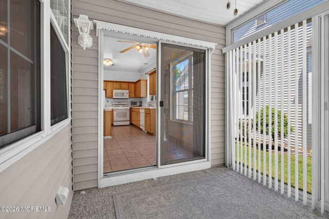 20 Valley Stream Place, Barnegat, NJ 08005