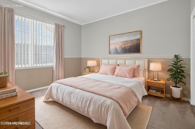 20 Valley Stream Place, Barnegat, NJ 08005
