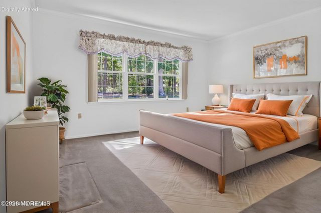20 Valley Stream Place, Barnegat, NJ 08005