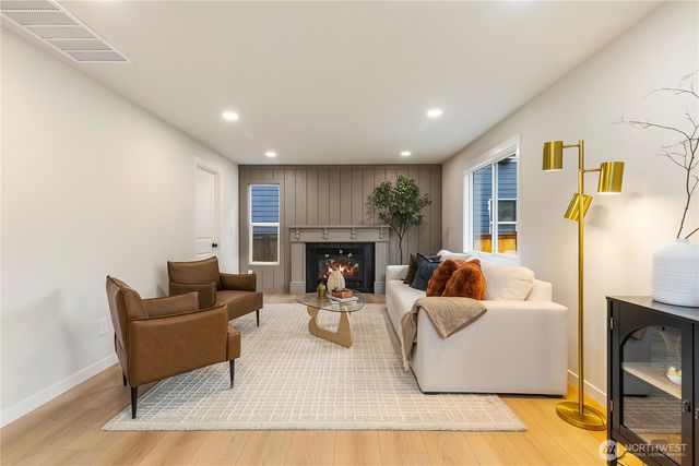 4709 NE 18th Street, Renton, WA 98059