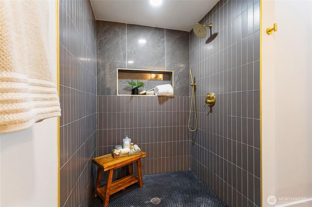 4709 NE 18th Street, Renton, WA 98059