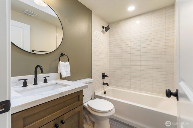 4709 NE 18th Street, Renton, WA 98059