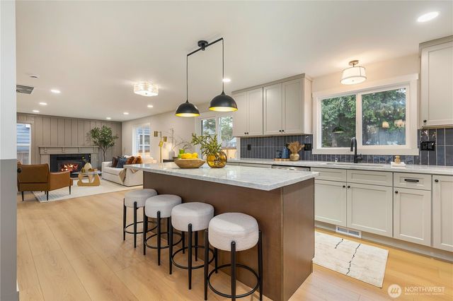 4709 NE 18th Street, Renton, WA 98059